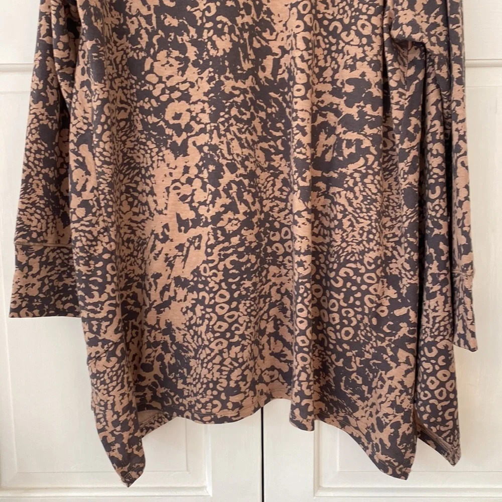 Cuddl Duds Size XL Lagenlook Open Front Cardigan Animal Print Drape Thumbhole - Picture 9 of 14